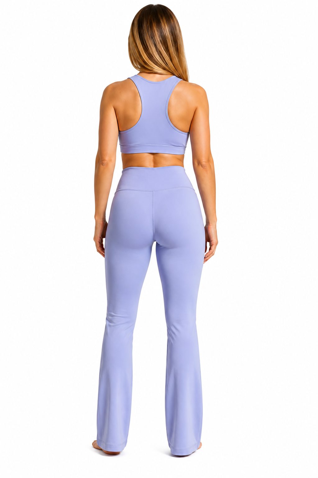 Conjunto dos piezas acampanado
